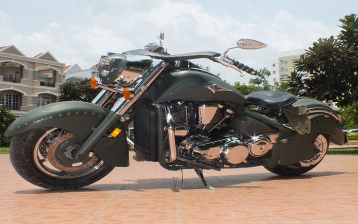 Kawasaki vulcan 2000 độ phong cách nhà binh